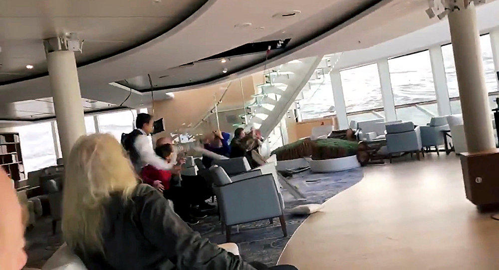 بالفيديو.. . رعب ركاب السفينة النرويجة