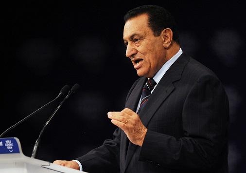 علاء مبارك يتحدث عن ثروة والده