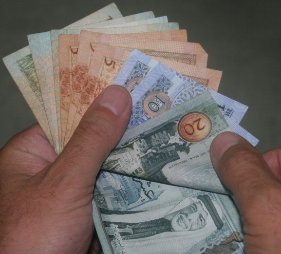 صرف مكافآت المهندسين العاملين في وزارة