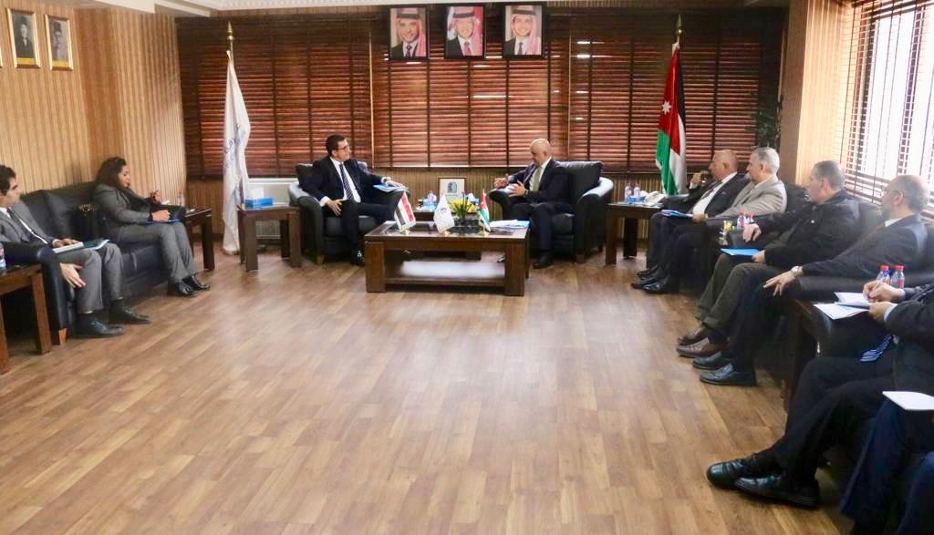 بحث ازالة معيقات انسياب الصادرات الاردنية