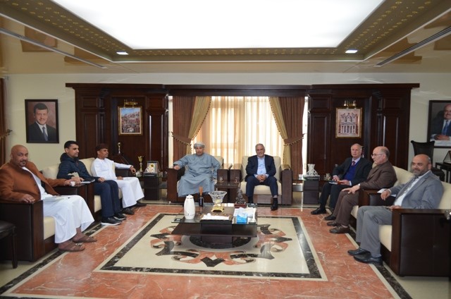 المستشار الثقافي العماني يزور جامعة عمان