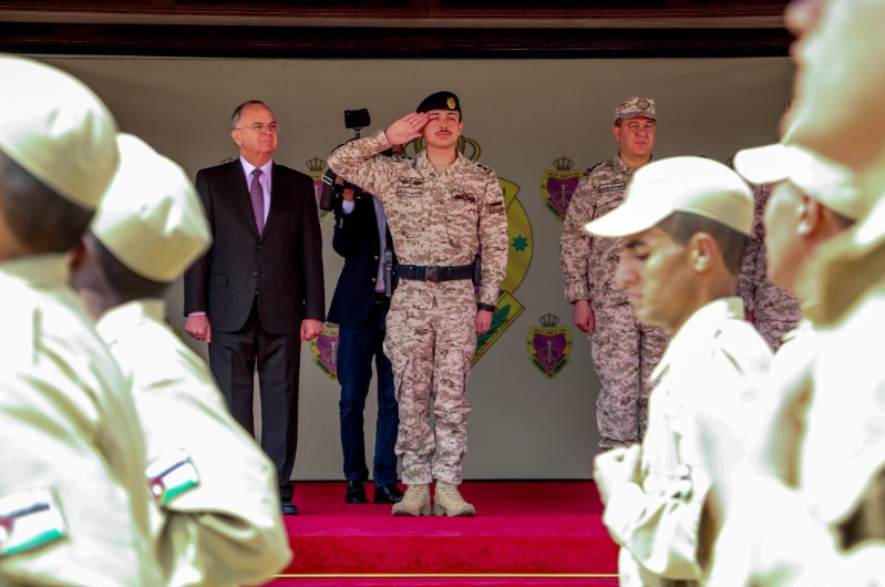 ولي العهد يرعى حفل تخريج «خدمة