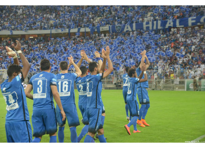 الهلال يهزم الاتحاد في قمة الدوري
