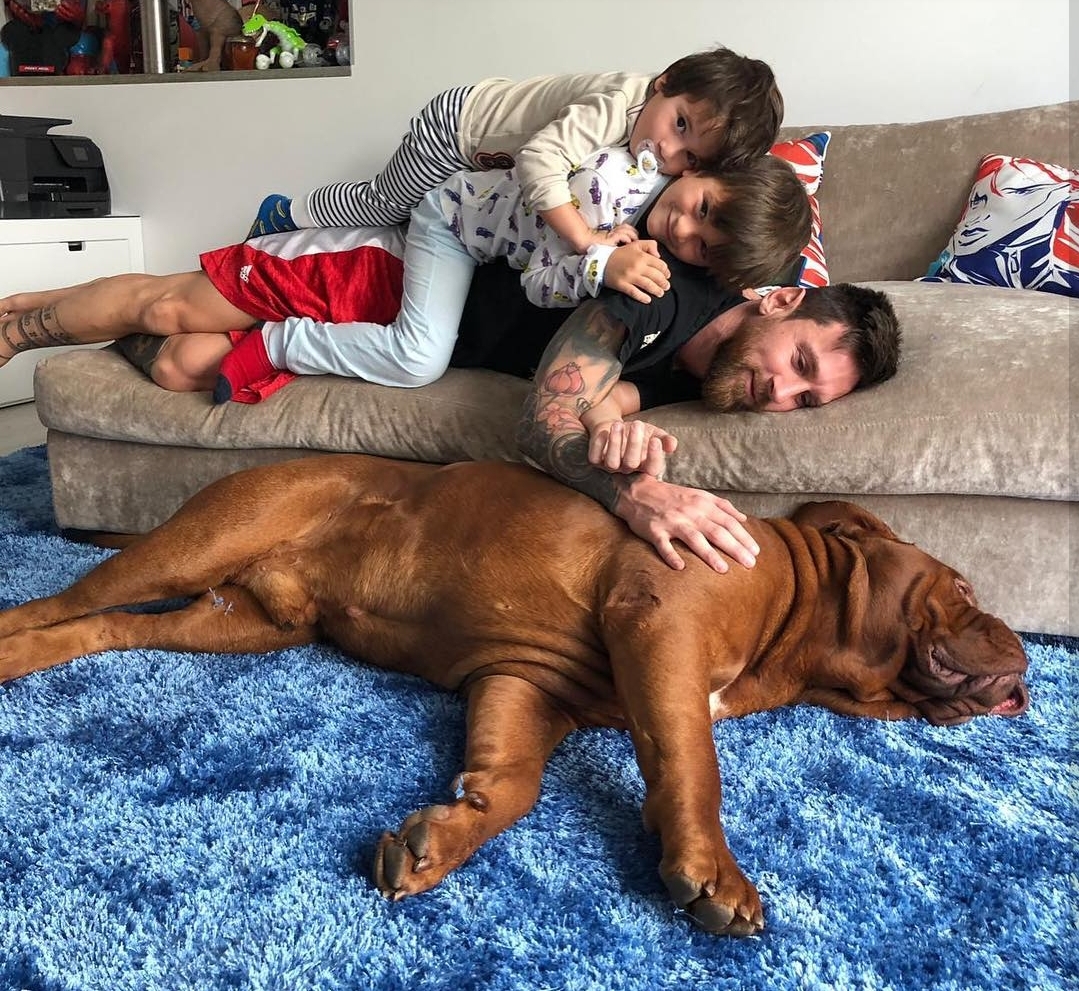 ميسي: ابني حذرني من القتل