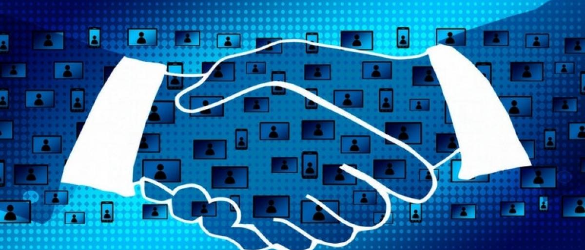 الهروب إلى قفص كبير.. ما هو