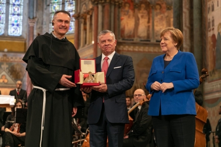 أمين عمان يهنئ الملك بجائزة «مصباح