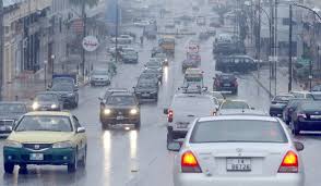 ازدحامات مرورية في عمان وسط تساقط