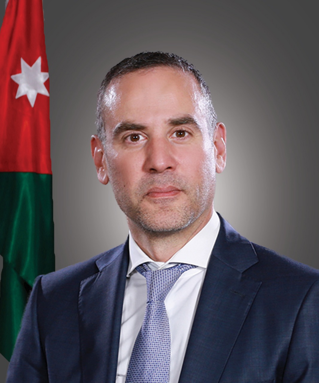 موسى الساكت يحصل على شهادة الماجستير