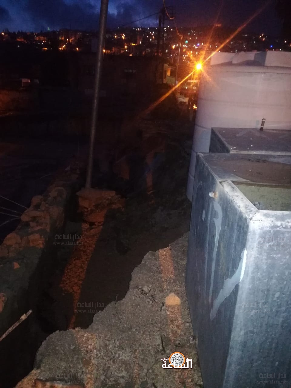 انهيار سور قديم بأرض مسجد البرج