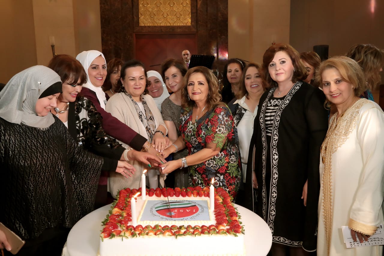 ملتقى عقيلات السفراء الاردنيين يقيم حفلا