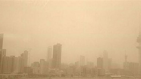 توقف الملاحة البحرية مؤقتا بثلاثة موانئ