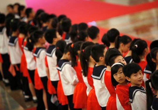 غيرة مدرس صيني تدفعه لتسميم 23