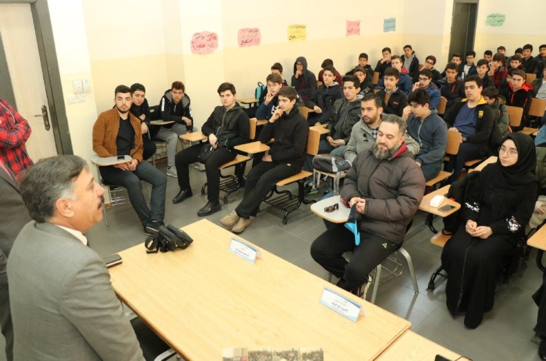 «عمان العربية» تعرض لطلبة مدارس تركية