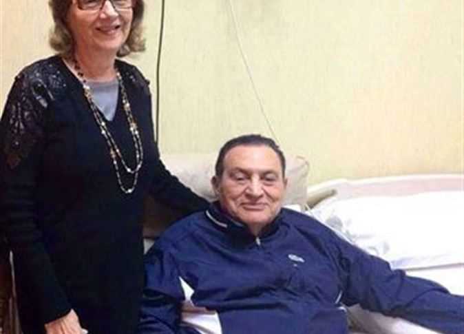 بعد حصوله على البراءة.. مبارك يبلغ