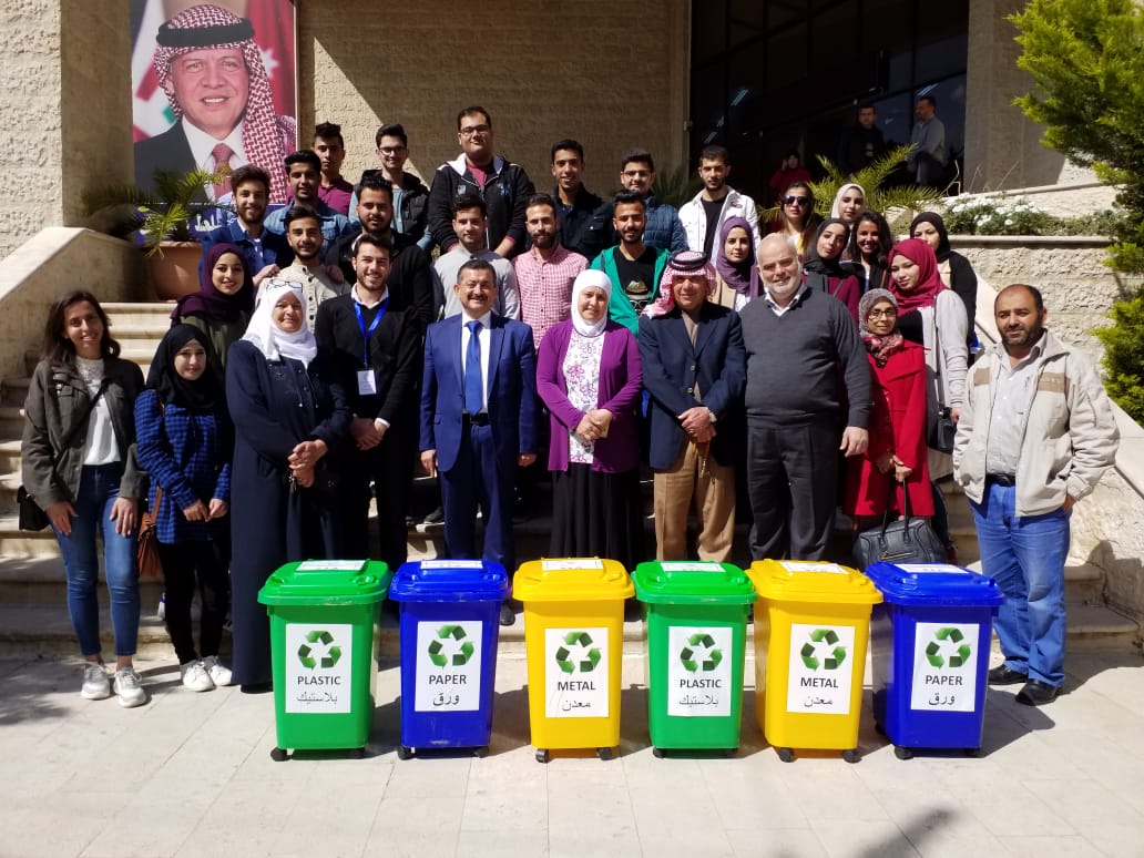 إطلاق مشروع فرز النفايات في السلط