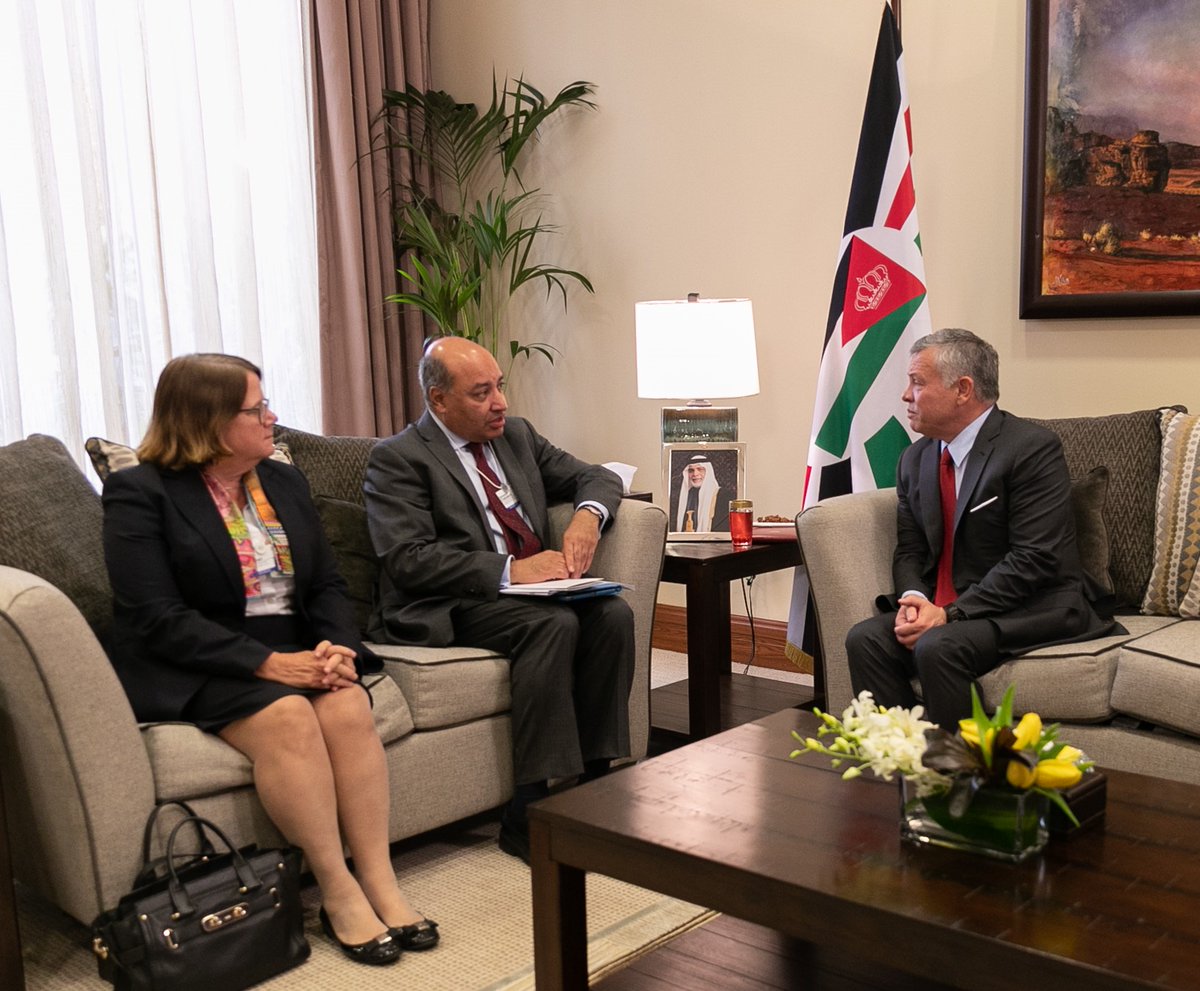 الملك يلتقي رئيس البنك الأوروبي لإعادة