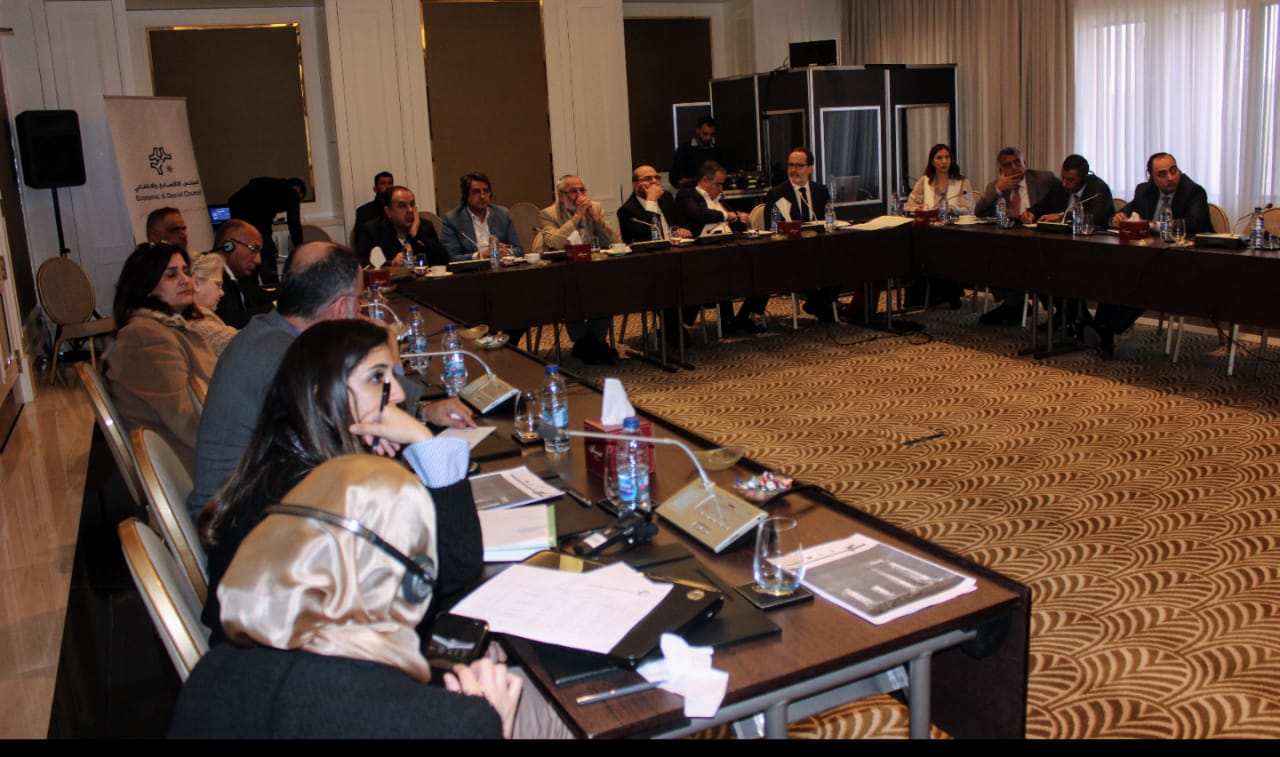 خبراء يطالبون باستراتيجية للامركزية قابلة للتنفيذ