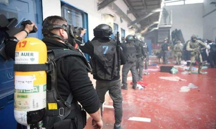 فشل الحوار بين الأسرى الفلسطينيين وإدارة