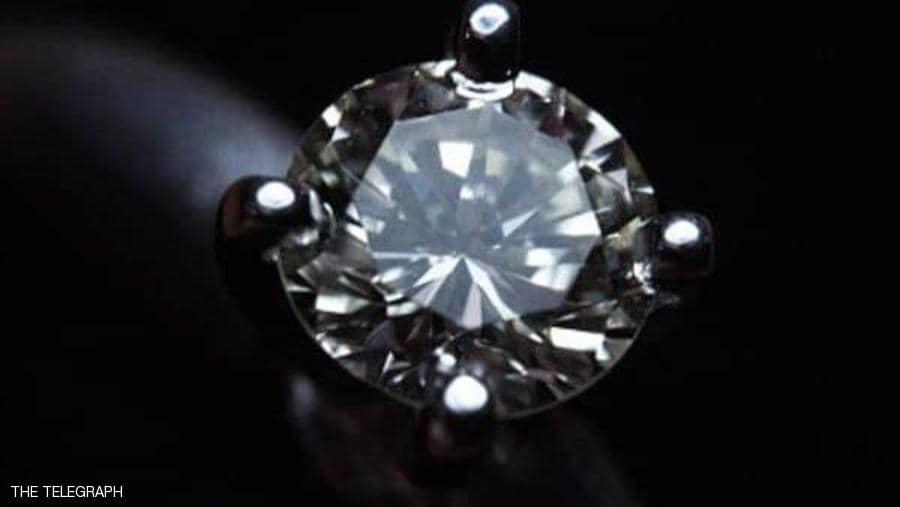 مصري يسرق خاتم نابليون.. وقيمته تفوق