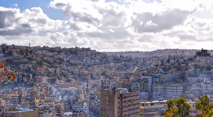 طقس متقلب المزاج يستقبله الأردنيون خلال