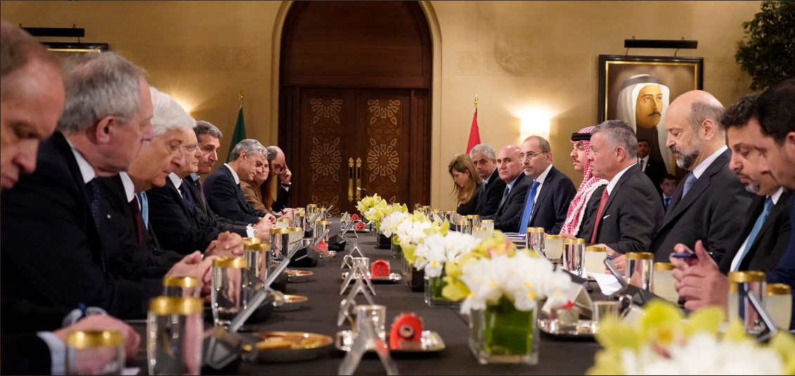 الملك يجري مباحثات مع الرئيس الايطالي