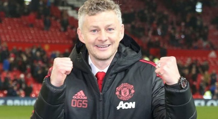 قبل اللقاء .. مدرب اليونايتد يحذر