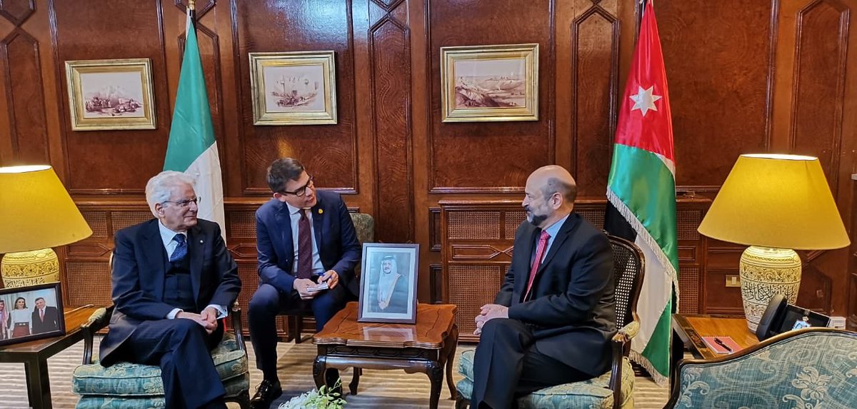 الرزاز يجري مباحثات مع الرئيس الإيطالي