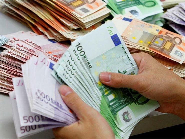 استقرار الاسترليني واليورو