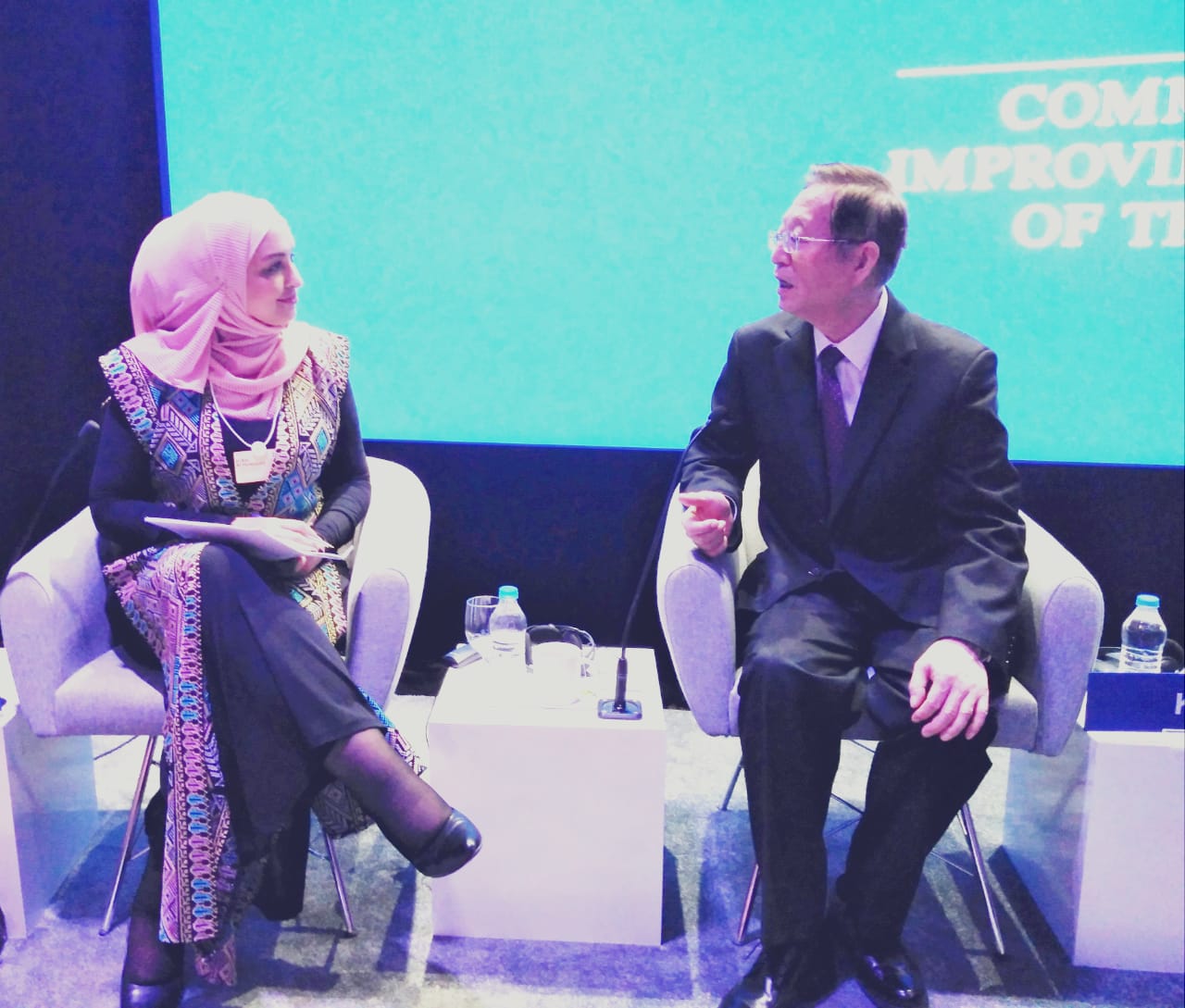 إنعام الحويان تجري مقابلات نوعية.. والسفير