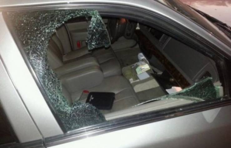 الاعتداء على سيارة دبلوماسي أردني بتل