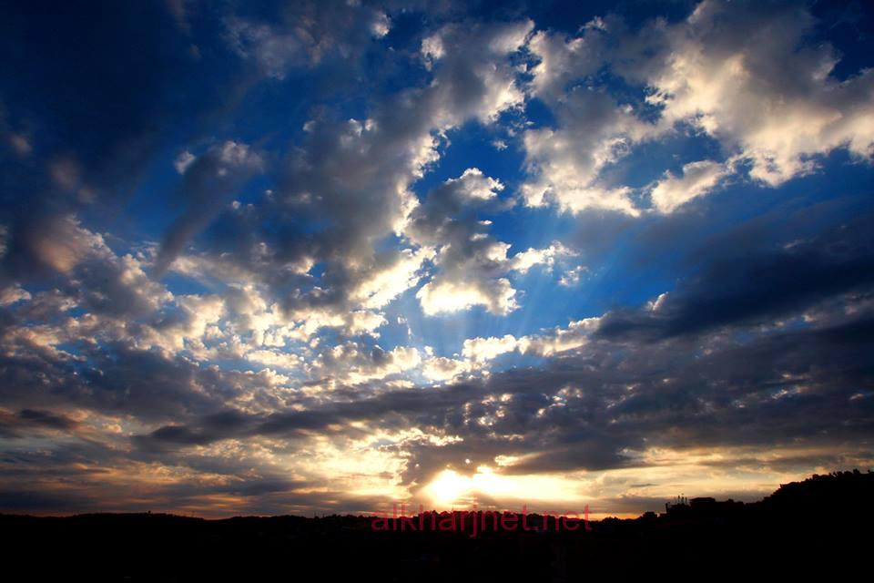 أجواء باردة نسبيا وفرصة لهطول الأمطار