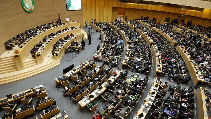 الاتحاد الإفريقي: تسليم السلطة لحكومة مدنية