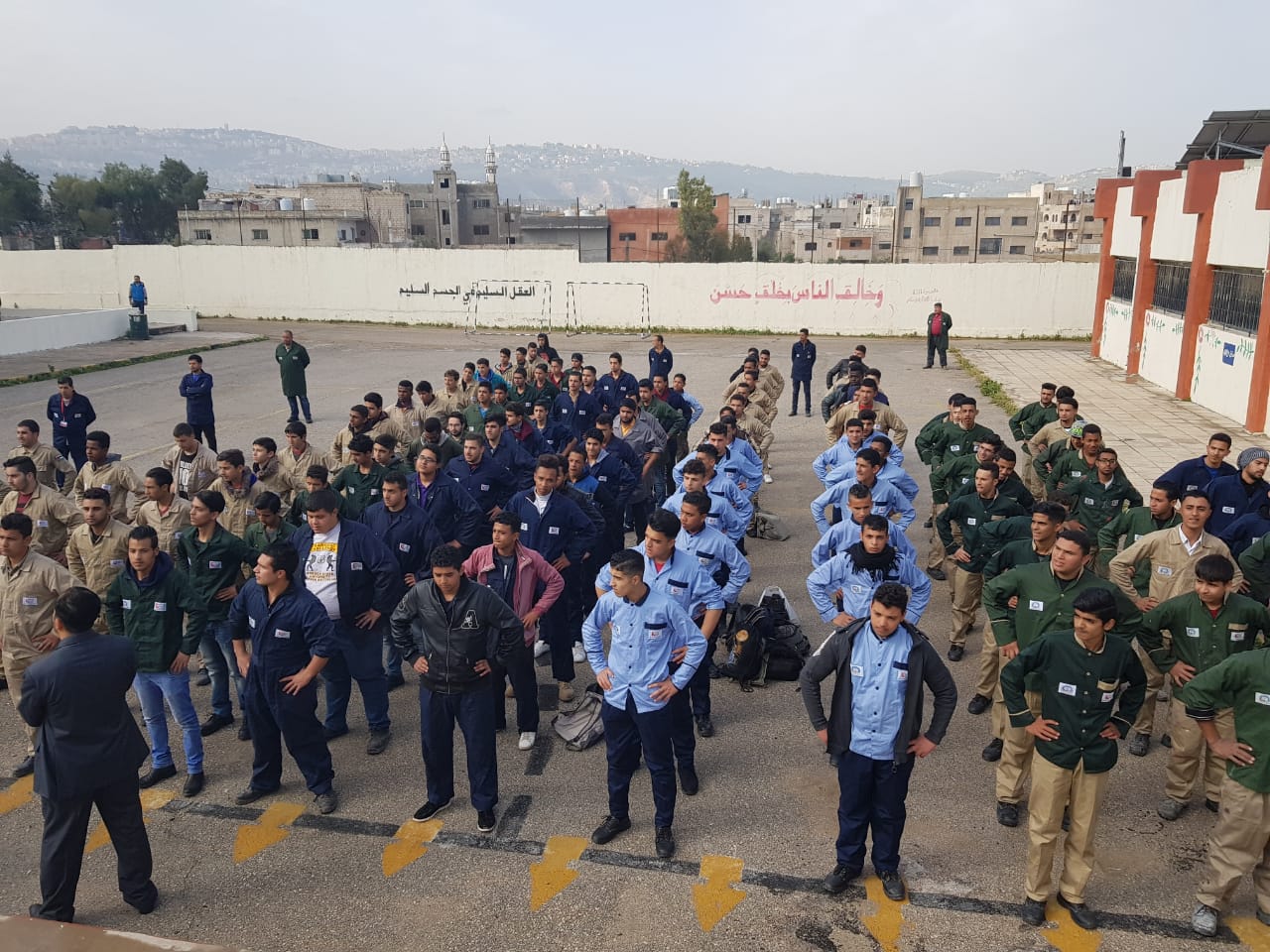 وزير العمل: منتصف حزيران موعد الدفعة