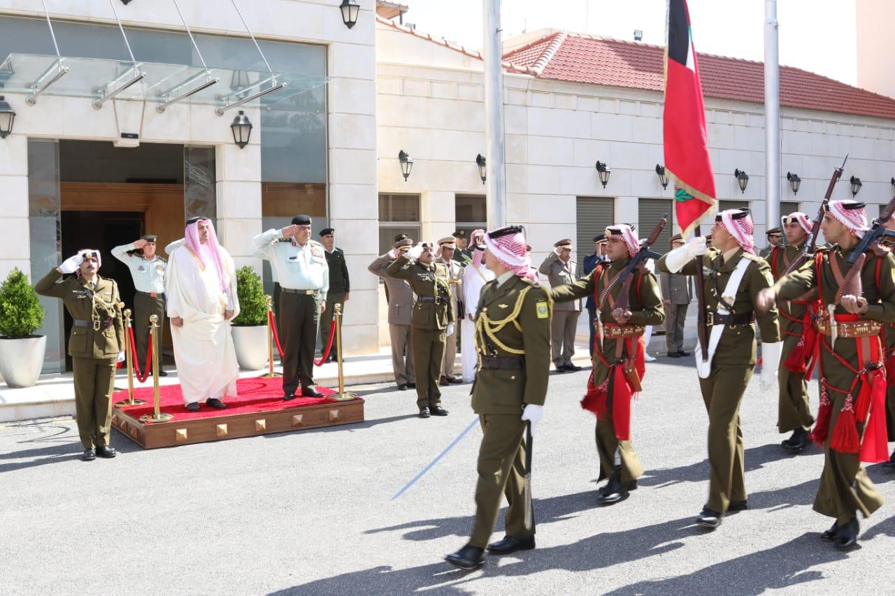 الأردن وقطر يوقعان اتفاقيات تعاون عسكري