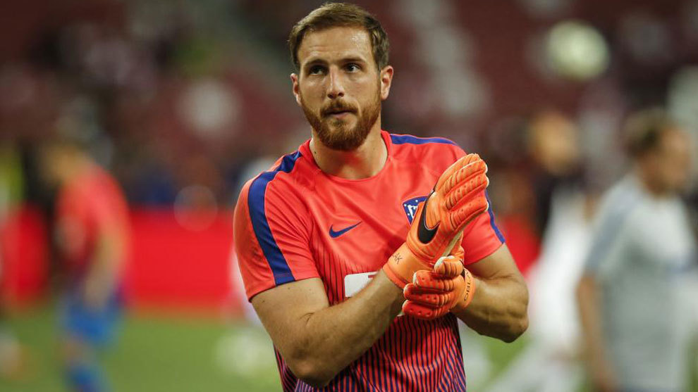 أوبلاك يجدد عقده مع اتلتيكو مدريد