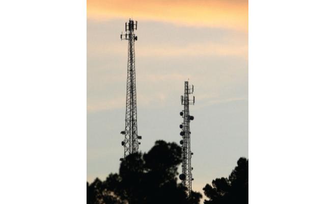 ضبط أكبر شبكة اتصالات غير مرخصة