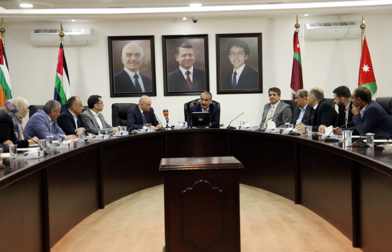 وزارة الداخلية تطلق خمس خدمات الكترونية