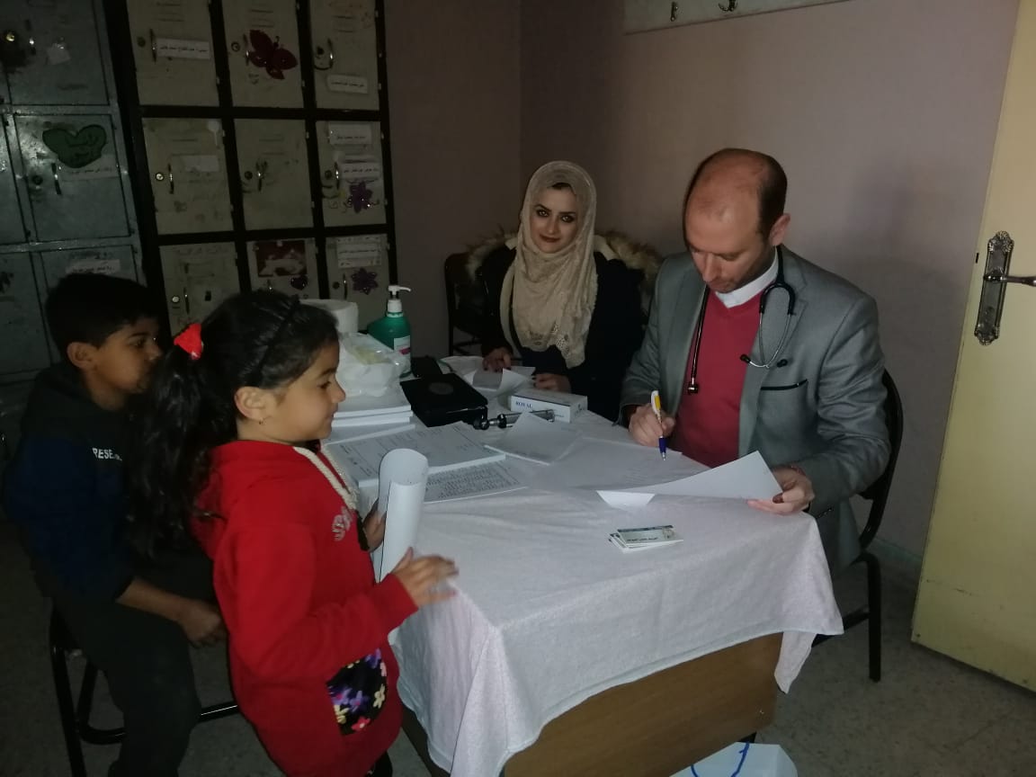 يوم طبي مجاني في ماركا (صور)