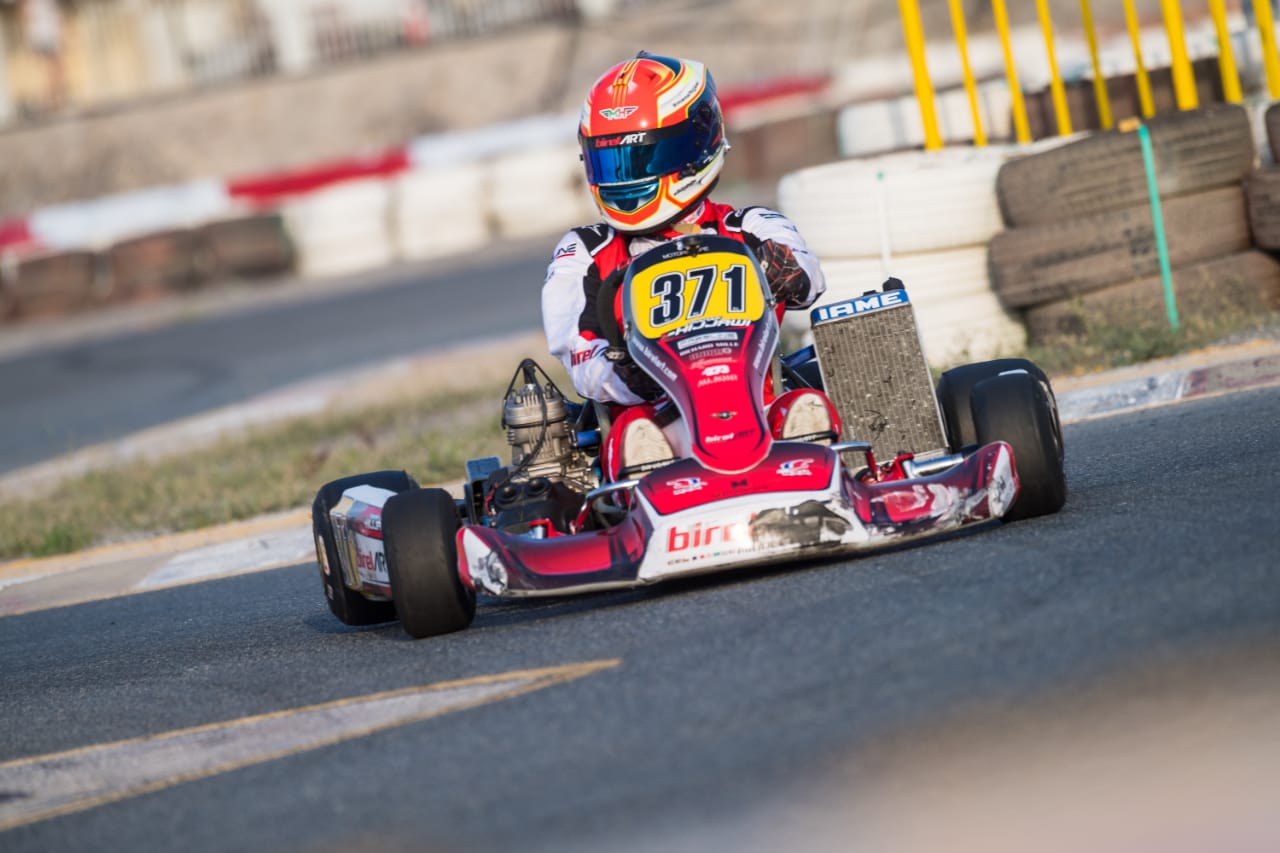 الأردني حجاوي يخطف لقب بطولة الإمارات