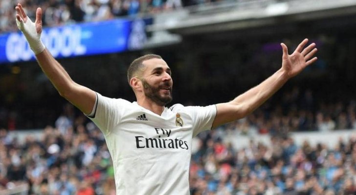 في 5 مباريات.. بنزيمة يحقق إنجازا