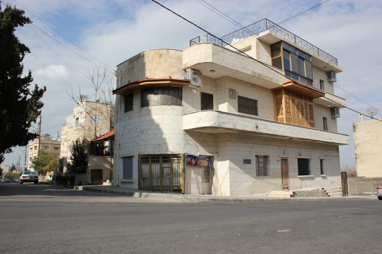 «مقهى النهضة» نموذج جديد للشراكة بين