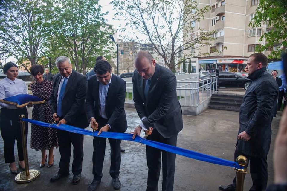 مجموعة جورجيا ومختبربيولاب يفتتحان أكبر مختبر