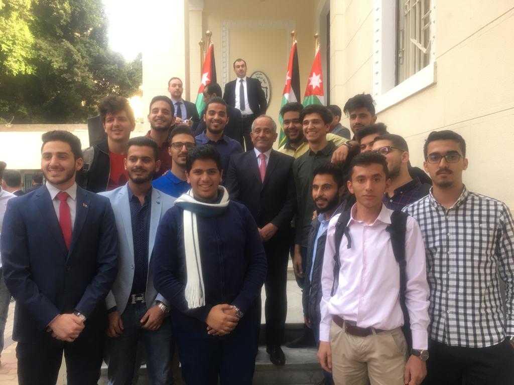 السفير العايد يلتقي الطلبة الاردنيين الدارسين