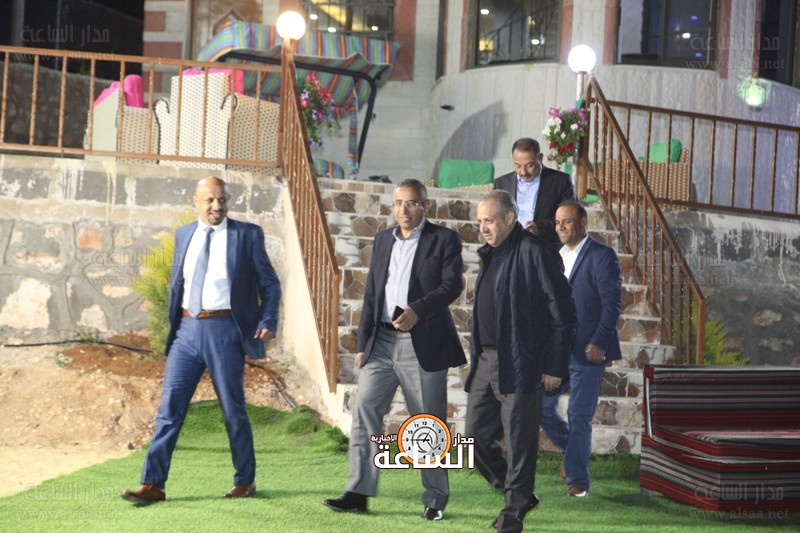 وزراء وشخصيات في دارة الزيود (صور)