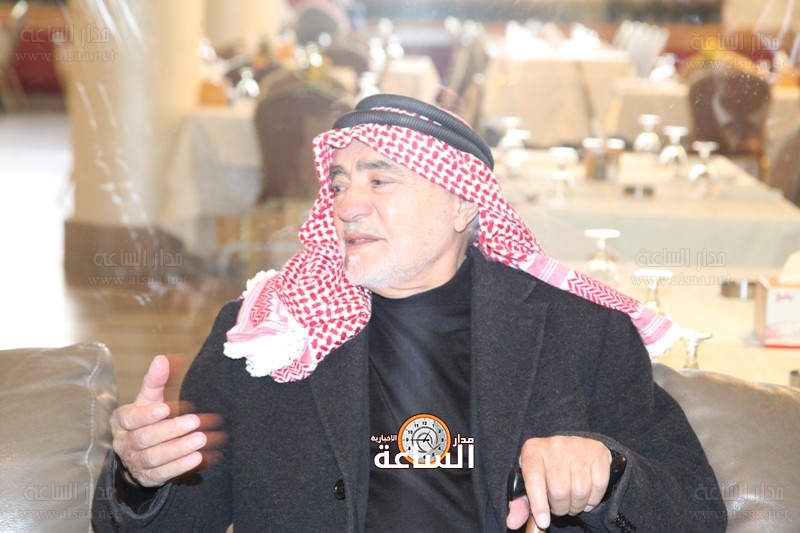 الرزاز ينعى عربيات: كان قامة وطنية