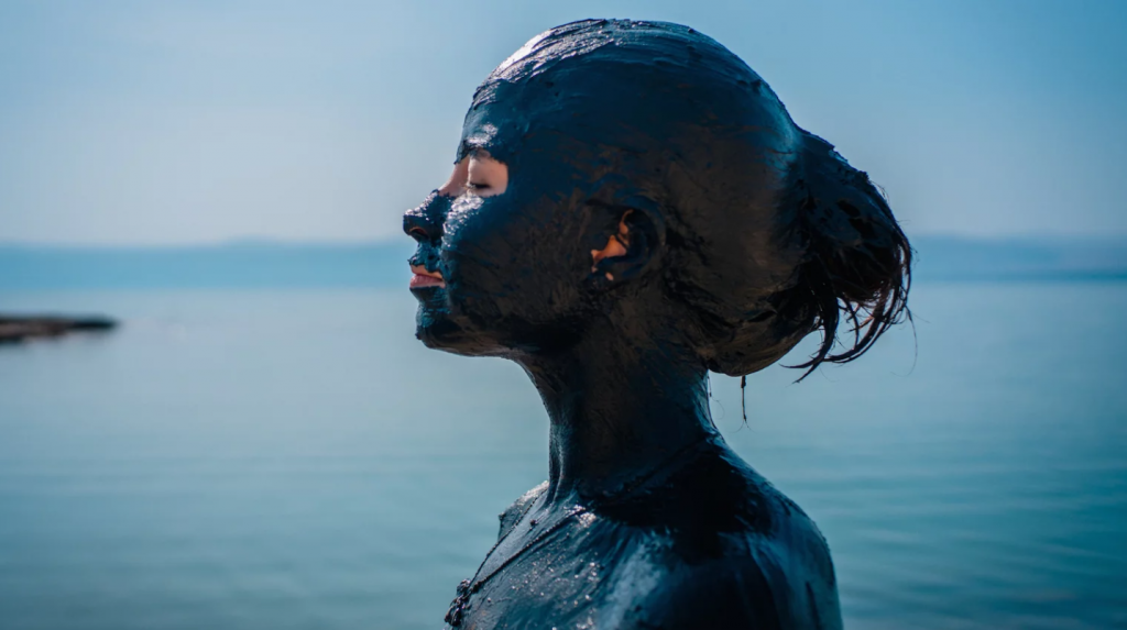 خوري عن قائمة السلع الممنوع استيرادها