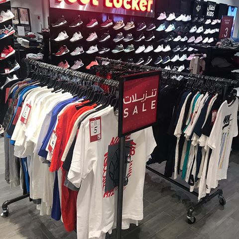 نقابة الالبسة تحدد مواعيد «تنزيلات»