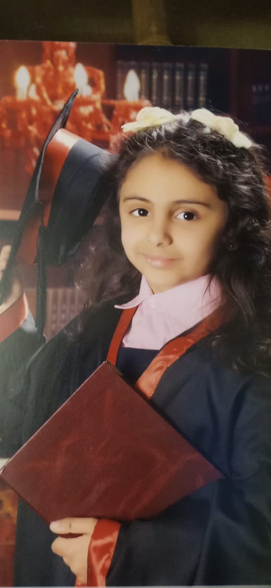 امينة فيصل الشمايلة.. تخرجك كضوء الصباح