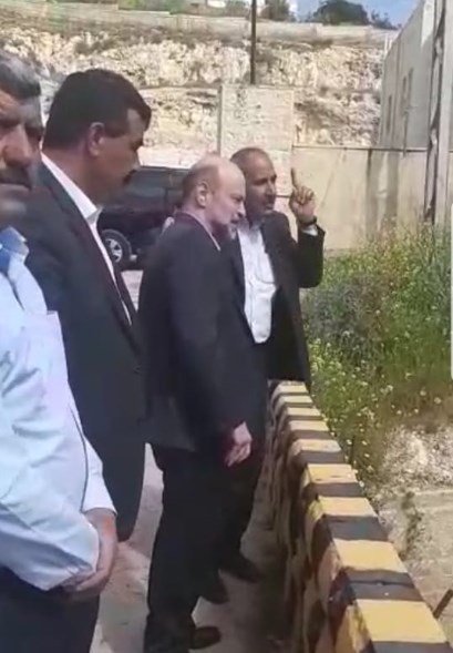 الرزاز يوعز بتوسيع شارع بيرين الزرقاء