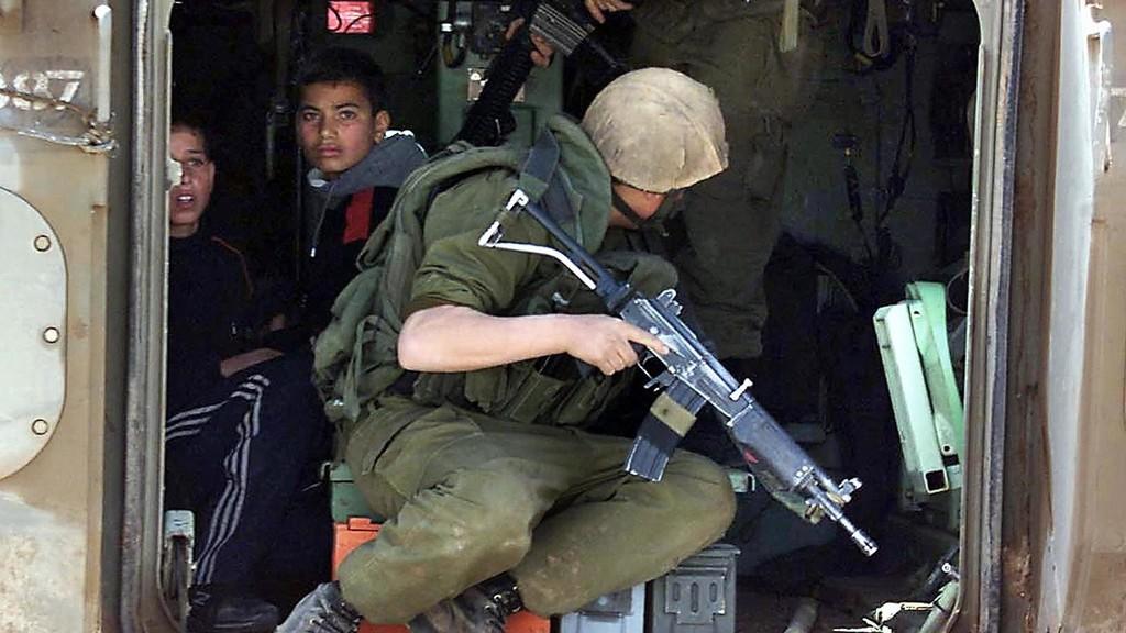 50 ألف طفل اعتقلتهم إسرائيل منذ